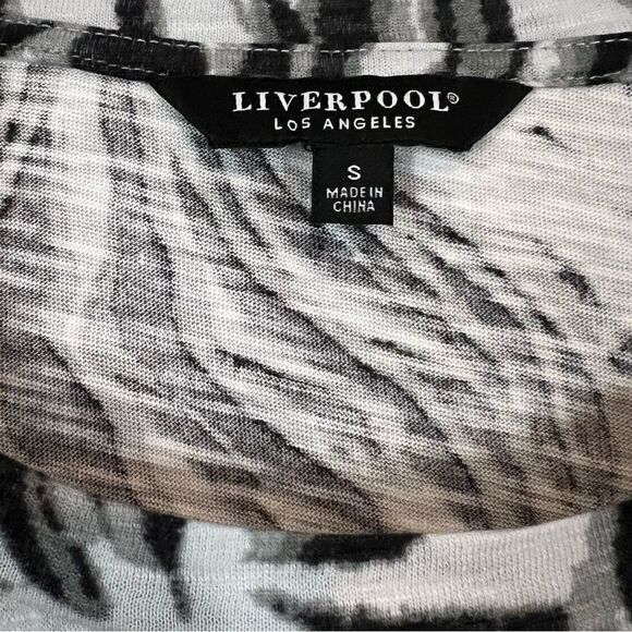 Liverpool Los Angeles Black Gray Stripe Long Sleeve Pullover Top - Picture 6 of 6